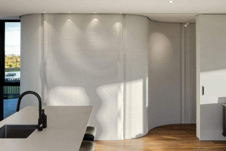 69-web-or-mls-aaron-radford__AR5_1195