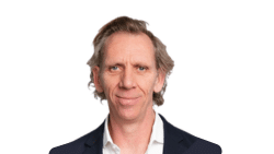 Photo of Simon Clark.